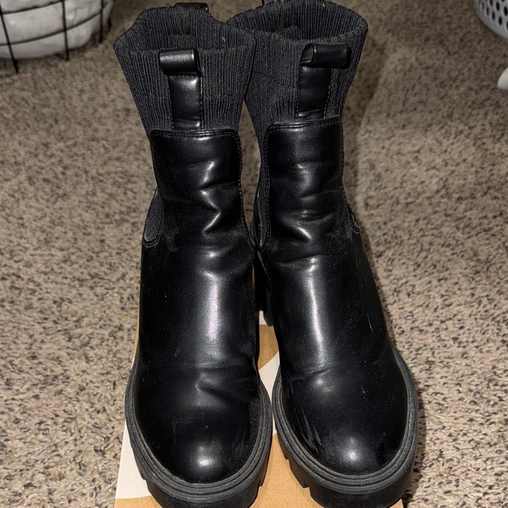 Forever 21 Black Heeled Boots